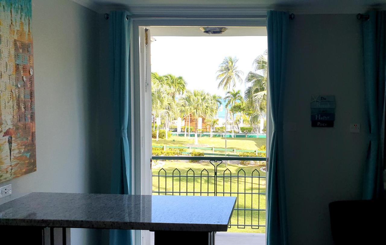 Beach One Bedroom Suite A17 Ocho Rios Exterior photo